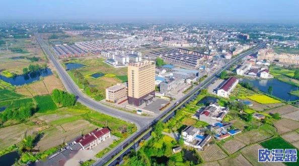 城中村找了个不错的居住环境,结合本地文化与现代设施,实现了宜居与经济发展的完美平衡 城中村找了个不错的居住环境,结合本地文化与现代设施,实现了宜居与经济发展的完美平衡