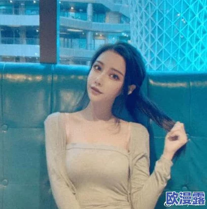 美女被暴羞羞免费视频：最新动态曝光，网友热议引发广泛关注，相关视频在社交平台上迅速传播