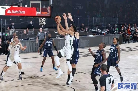 坤坤赛季女生的定眼里：新动态揭示她们在比赛中的表现与成长，展现出不一样的风采与魅力