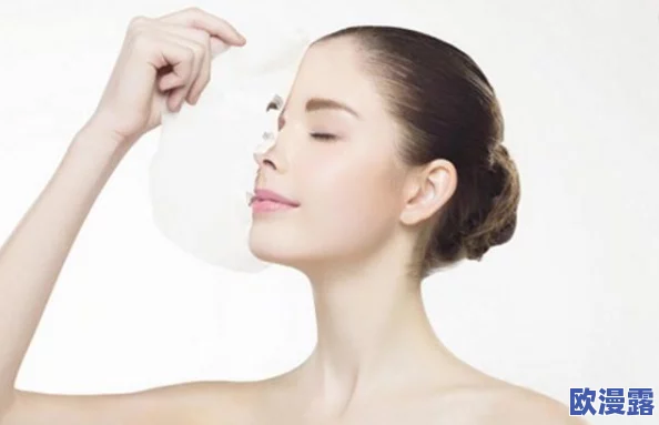 野外一面膜胸口一面膜下：探讨在户外环境中使用面膜的独特体验与效果，如何兼顾护肤与自然元素的结合