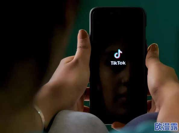 1人网站色:对网络色情内容的社会影响与青少年心理健康研究分析 1人网站色:对网络色情内容的社会影响与青少年心理健康研究分析