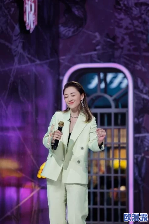 星空无限mv剧梁佳澎湃,传闻其与女主角私下关系暧昧,引发粉丝热议和关注! 星空无限mv剧梁佳澎湃,传闻其与女主角私下关系暧昧,引发粉丝热议和关注!