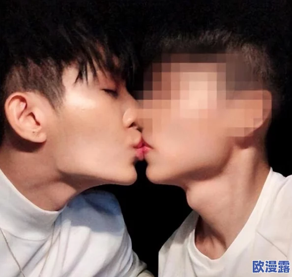男男互摸jiji事件引发热议，网友纷纷讨论性别平等与个人隐私的界限问题
