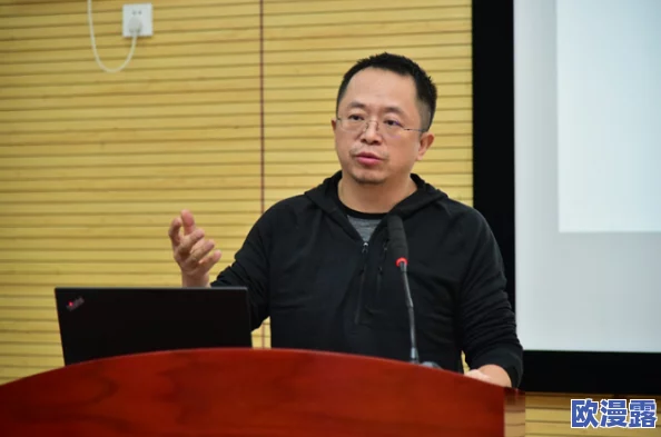 jy改造系统人越变越美阮甜＂是一个关于通过先进的技术和系统，帮助个人实现外貌和内在提升的故事，展现了阮甜在这一过程中逐渐焕发出的自信与魅力