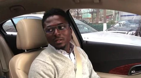 交videos老少配黑人：震撼社交媒体，超级热门视频背后的秘密引发网友热议！
