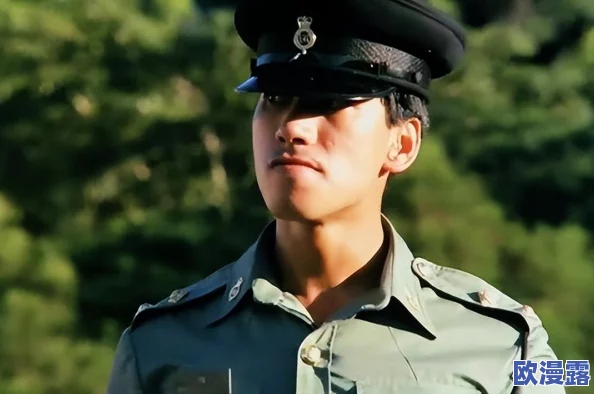 女方用嘴巴男的一般多久？据知情人透露，这种行为在不同情况下持续时间会有所不同