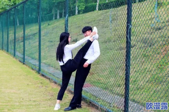 男人激烈吃奶动态图gif:最新动态分享,带你领略不一样的视觉体验与情感冲击,快来看看吧! 男人激烈吃奶动态图gif:最新动态分享,带你领略不一样的视觉体验与情感冲击,快来看看吧!