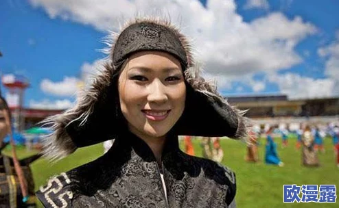 蒙古女人啪啪高清:探讨蒙古女性在现代社会中的角色与文化变迁,展现她们的生活与挑战 蒙古女人啪啪高清:探讨蒙古女性在现代社会中的角色与文化变迁,展现她们的生活与挑战