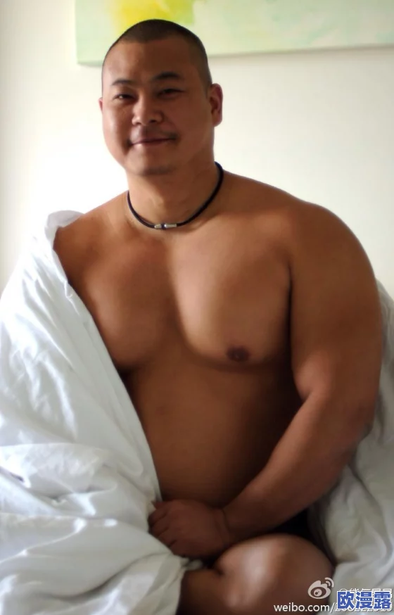 胖熊GaysexChina:震撼曝光!网络热潮引发的同性恋文化新风潮,背后故事令人瞩目! 胖熊GaysexChina:震撼曝光!网络热潮引发的同性恋文化新风潮,背后故事令人瞩目!