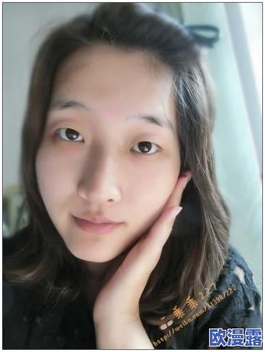 特殊的精华油2：全新配方上市，带来更深层次的滋养与修复效果，用户反馈热烈引发关注