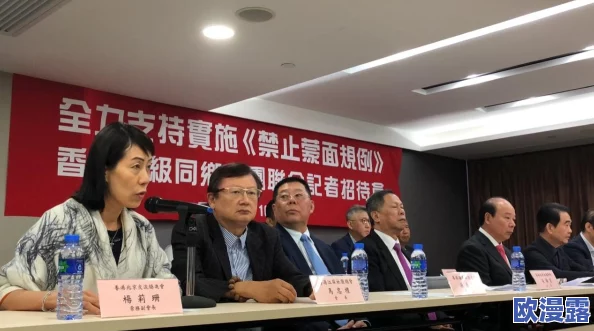 联谊对象是警官第一集:意外揭露隐藏在执法背后的爱情故事,情感纠葛引发热议! 联谊对象是警官第一集:意外揭露隐藏在执法背后的爱情故事,情感纠葛引发热议!