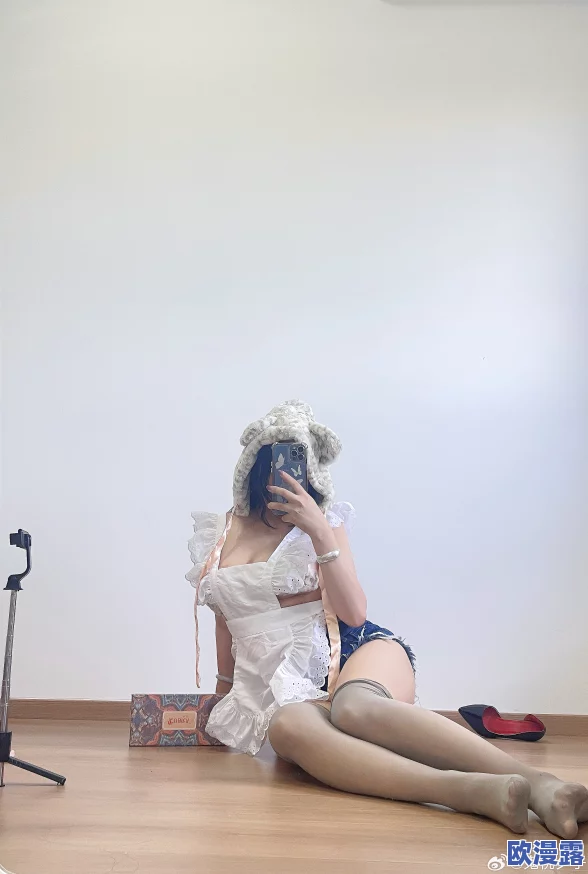 福利姬麻酥酥最新动态：新作品发布引发粉丝热议，期待更多精彩内容！