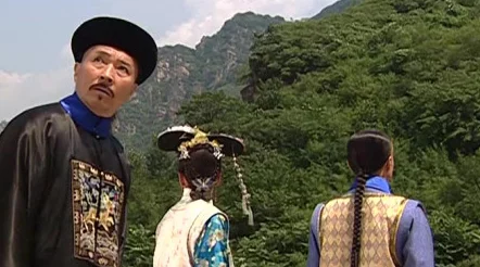 还珠格格之紫薇福伦山洞蛇咬,惊险瞬间引发观众热议,剧情反转让人目不暇接! 还珠格格之紫薇福伦山洞蛇咬,惊险瞬间引发观众热议,剧情反转让人目不暇接!