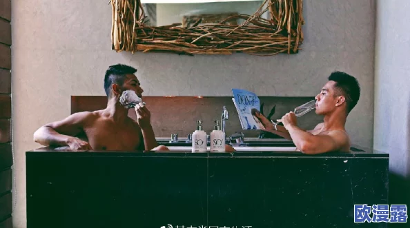 老师那里好大又粗h男男:近期相关作品引发热议,讨论其对性别表达和文化认同的影响逐渐升温 老师那里好大又粗h男男:近期相关作品引发热议,讨论其对性别表达和文化认同的影响逐渐升温