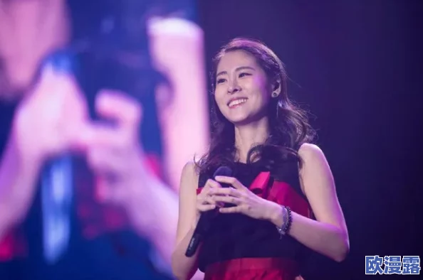 美女声：网友热议其独特魅力与音乐才华，认为她的声音如同天籁，令人陶醉不已