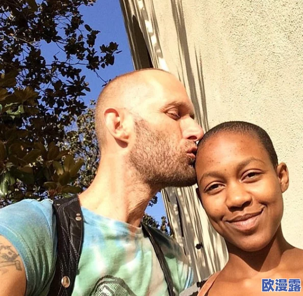 欧美黑人性暴力猛交喷水,网友对此事件的看法各异,有人认为应加强对性暴力的法律惩罚,也有人呼吁关注受害者心理健康 欧美黑人性暴力猛交喷水,网友对此事件的看法各异,有人认为应加强对性暴力的法律惩罚,也有人呼吁关注受害者心理健康