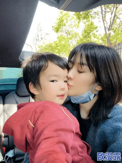 美女被尿口隐私视频免费引发热议,网友纷纷讨论其背后的社会问题与个人隐私保护的重要性 美女被尿口隐私视频免费引发热议,网友纷纷讨论其背后的社会问题与个人隐私保护的重要性