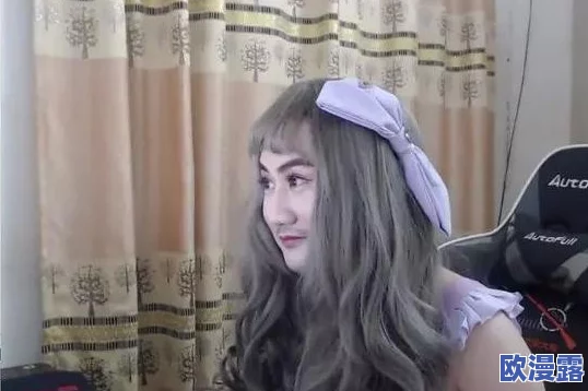 免费CSGO暴躁少女:她的游戏技巧让全场惊叹,怒怼对手引发热议! 免费CSGO暴躁少女:她的游戏技巧让全场惊叹,怒怼对手引发热议!