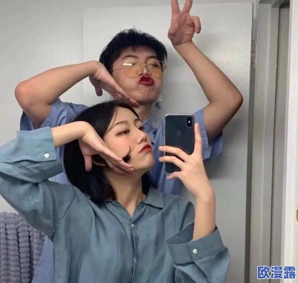 新婚情侣自拍甜蜜瞬间，分享幸福生活点滴，感受爱情的美好与温暖