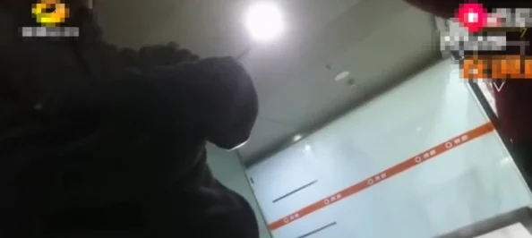 香港黄色网:最新动态揭示网络内容监管新措施与用户反应,社会各界对此议论纷纷,引发广泛关注 香港黄色网:最新动态揭示网络内容监管新措施与用户反应,社会各界对此议论纷纷,引发广泛关注