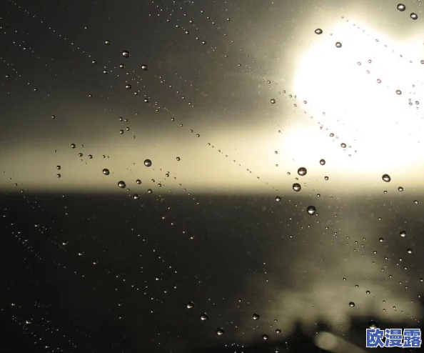 女人被男人爽到呻吟的动态:在这个充满激情的夜晚,她们的欢愉声响彻房间,仿佛诉说着无尽的爱与渴望 女人被男人爽到呻吟的动态:在这个充满激情的夜晚,她们的欢愉声响彻房间,仿佛诉说着无尽的爱与渴望