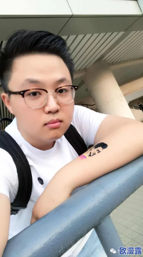 欧美一区二区三区不卡视频:最新动态分析,探讨其对观众观看习惯的影响及未来发展趋势 欧美一区二区三区不卡视频:最新动态分析,探讨其对观众观看习惯的影响及未来发展趋势