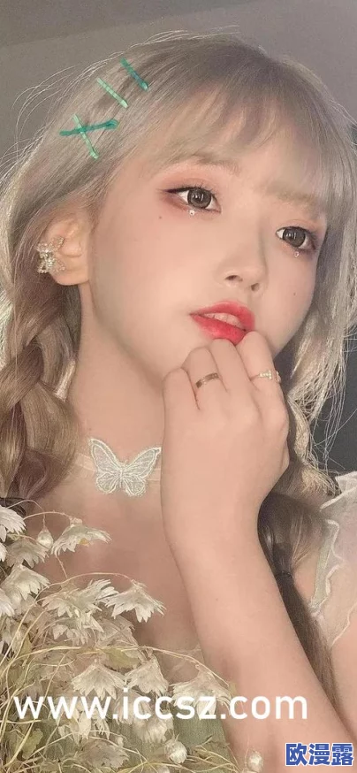 日本夏冰寒说：美女的胸又www又黄的网站，近日引发热议，网友们纷纷讨论其内容和影响，相关话题在社交媒体上持续升温