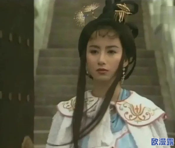 李师师的三港版谢宁,真是让人感慨万千,情感细腻又引人入胜 李师师的三港版谢宁,真是让人感慨万千,情感细腻又引人入胜